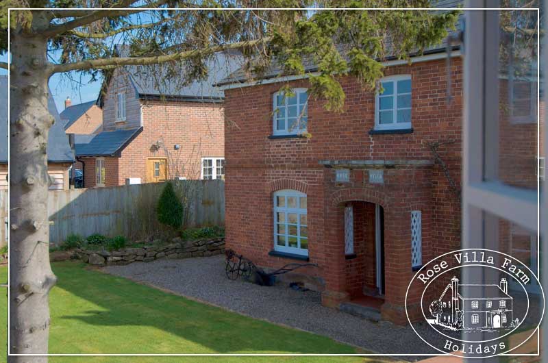 The Old Farmhouse at Rose Villa Farm, Holiday Accommodation in Herefordshire